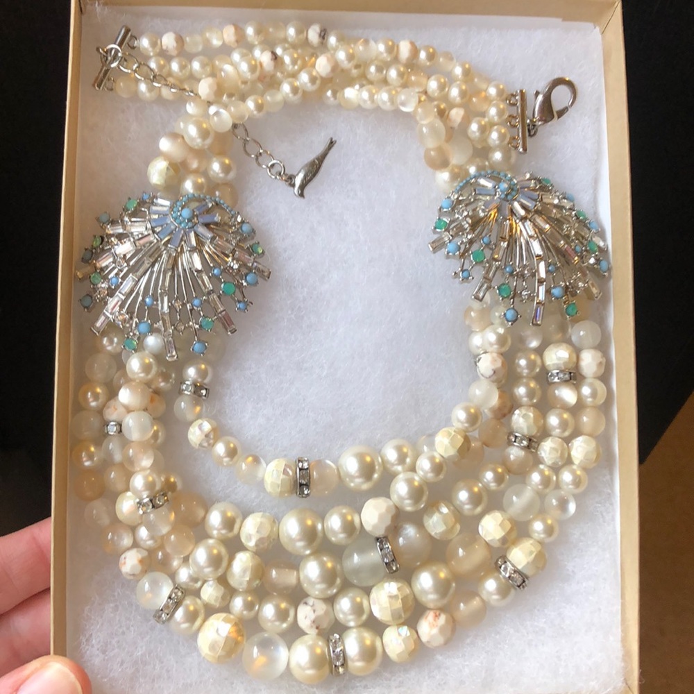 Chloe + Isabel statement necklace